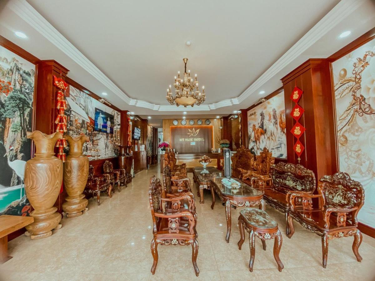 Khach San My Ngoc Hotell Buôn Ma Thuột Exteriör bild