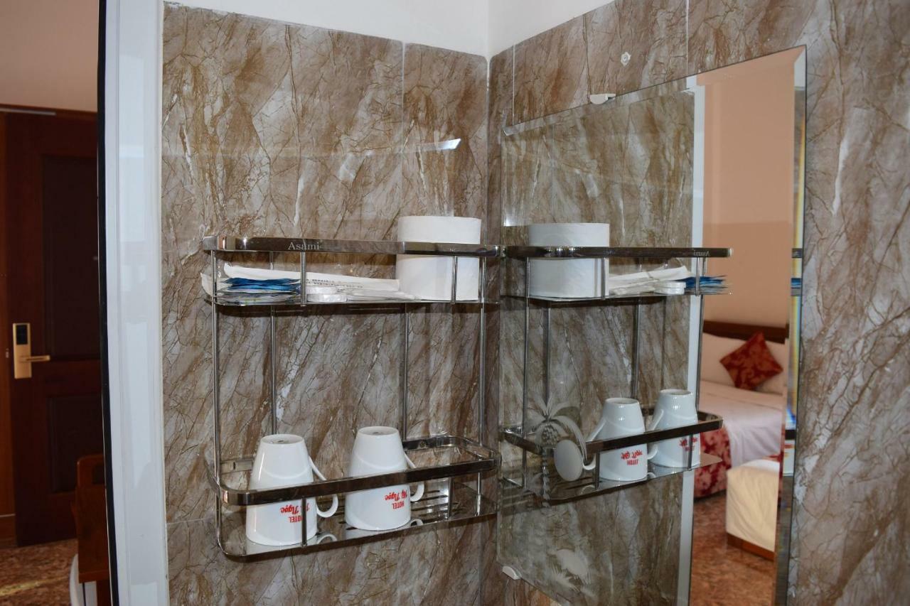 Khach San My Ngoc Hotell Buôn Ma Thuột Exteriör bild