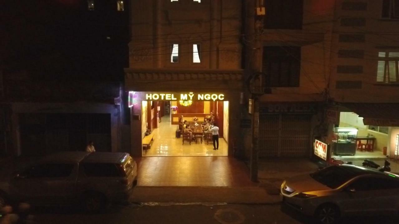 Khach San My Ngoc Hotell Buôn Ma Thuột Exteriör bild