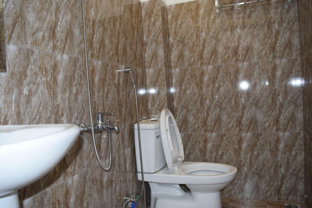 Khach San My Ngoc Hotell Buôn Ma Thuột Exteriör bild